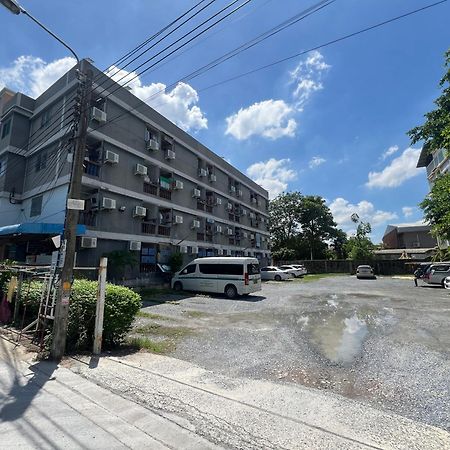 Ze Residence Ram Intra Bangkok Ngoại thất bức ảnh